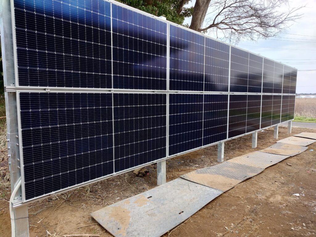 垂直設置太陽光発電所
